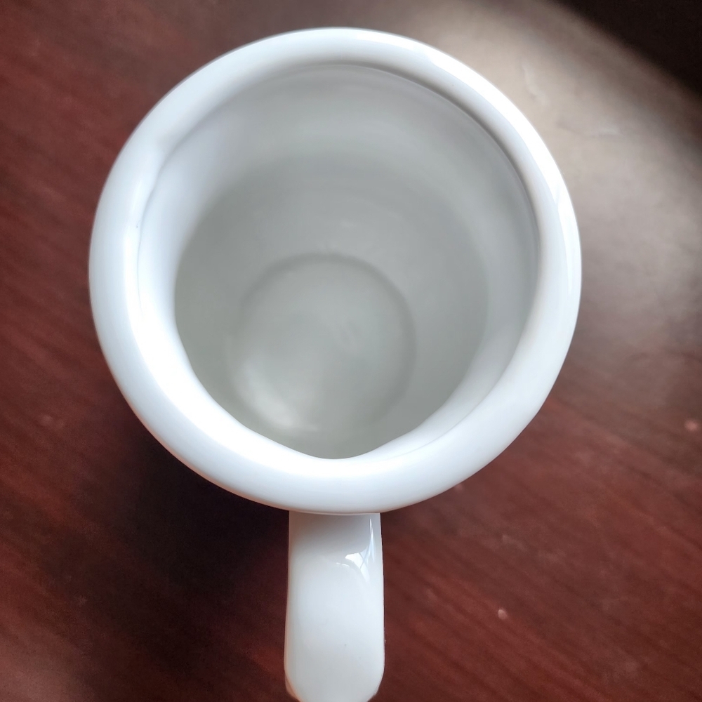 Ceramic white with blue roses‎ cup - Picture 8 of 14